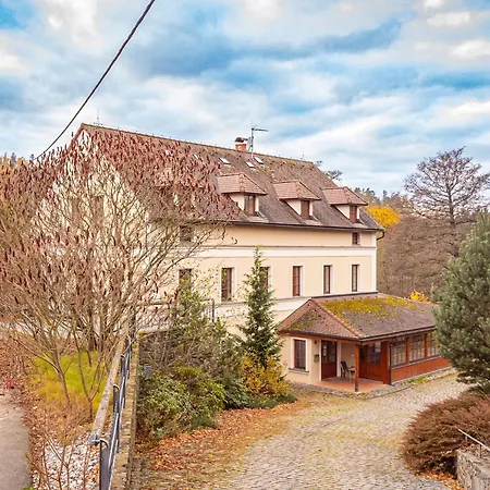 Pensión Mlyn Mitrovice *